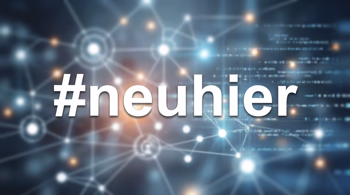 Ein digitales Netzwerk aus leuchtenden Punkten und Linien auf dunklem Hintergrund, in dessen Mitte das Hashtag #neuhier in weißen Großbuchstaben steht.